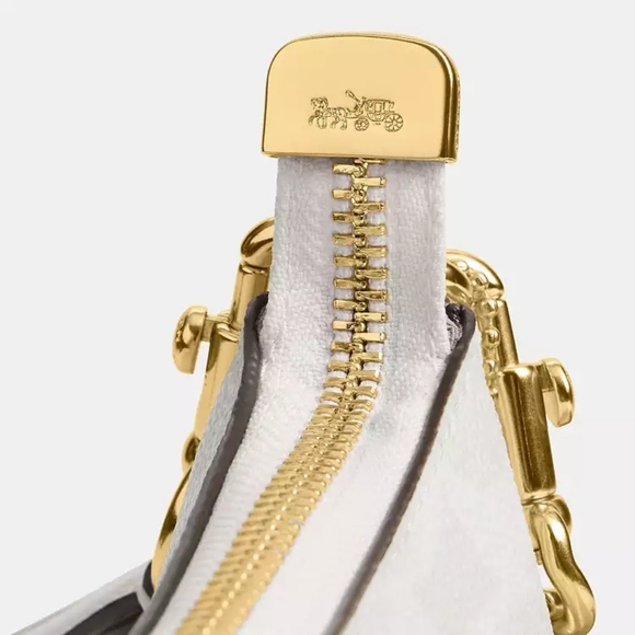 NWT! 🧧 🎁 Style#CV933, Coach Teri Shoulder Bag in White/Gold/Chalk - Picture 8 of 15